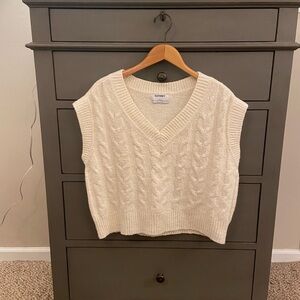 Old Navy Women's V-Neck Sweater Vest - Cream